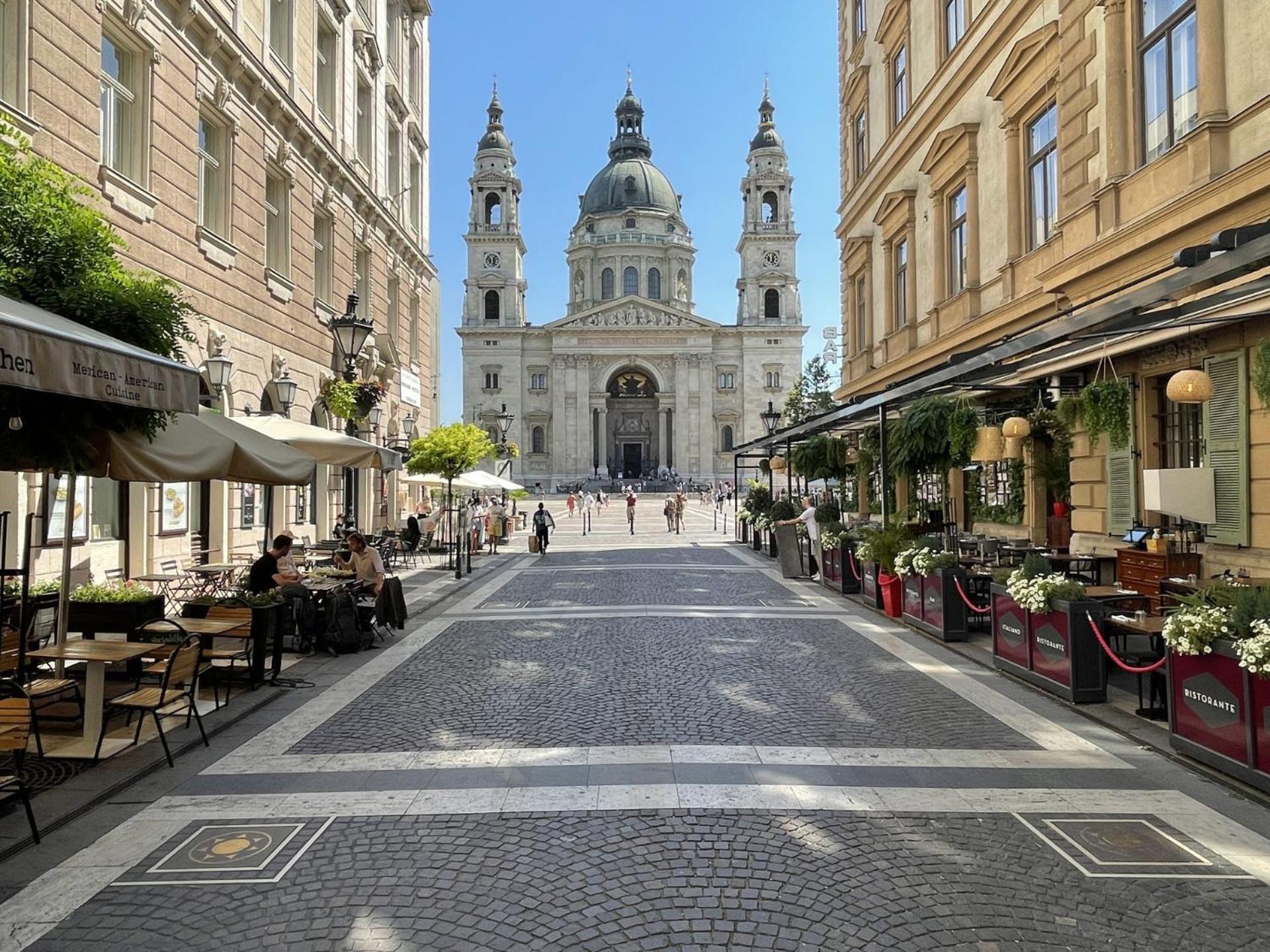 Erika'S Downtown Home Budapeste Exterior foto